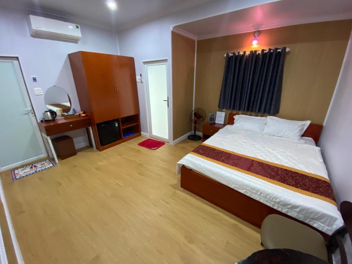 Motel Happy House Bac Lieu Екстер'єр фото