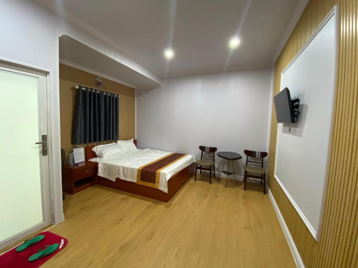 Motel Happy House Bac Lieu Екстер'єр фото