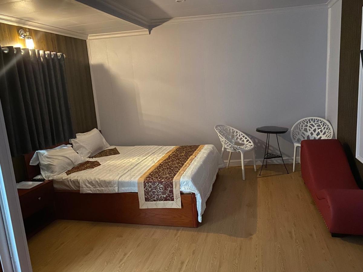 Motel Happy House Bac Lieu Екстер'єр фото